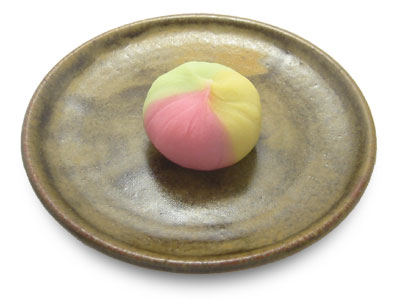 春の上生菓子 三色すみれ